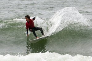 Campeonato CLDE Surf do Desporto Escolar em São Pedro do Estoril