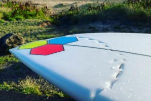 Surfista escapa ileso de um surpreendente ataque de tubarão em Kauai