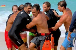ACIDENTE EM SUNSET BEACH MOSTRA A IMPORTÂNCIA DO USO DE COLETES NO SURF
