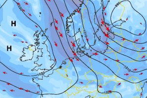 Anticiclone ao largo de Inglaterra está a condicionar chegada de ondulação à costa portuguesa