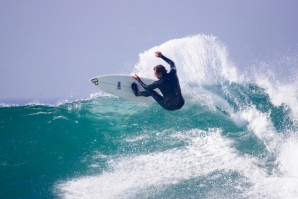 Shaun Tomson a surfar Jeffreys Bay 