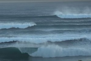 Ciclone Seth trouxe ondas de excelência, mas perigosas, à costa Australiana