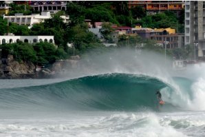 Cristiano Bins,freesurfer de ondas grandes muda-se para a cidade do Porto