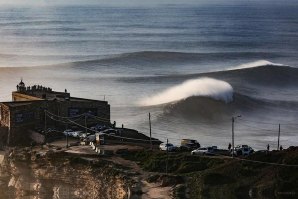 Expetativa para o Nazaré Challenge cresce à chegada de cada novo swell. Foto: Vitor Estrelinha/CMN