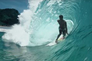 Italo Ferreira a dominar no Havai brasileiro