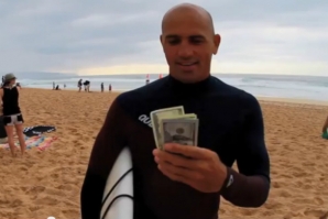 KELLY SLATER WINS &#039;WAVE OF THE WINTER&#039; FOR DECEMBER