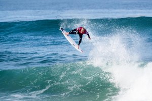 Kolohe Andino retira-se das etapas australianas do CT