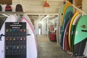 Semente Surfboards renova imagem do armazém na Ericeira