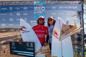 Miguel Blanco e Teresa Bonvalot triunfam na ultima etapa da liga meo surf