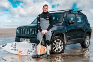 ANDREW COTTON FALA À SURFTOTAL SOBRE O MEGA SWELL DA NAZARÉ