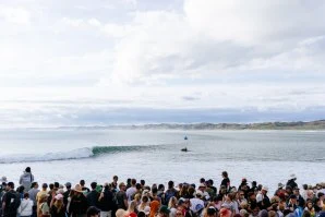 Lineup em Manu Bay - Raglan /