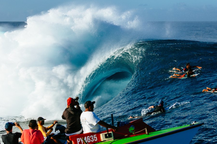Lexus Tahiti Pro: Swell XXL a caminho para um épico dia final em Teahupo’o