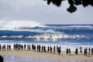SURFISTAS DO CT RECEBERAM SWELL GIGANTE NO HAVAI