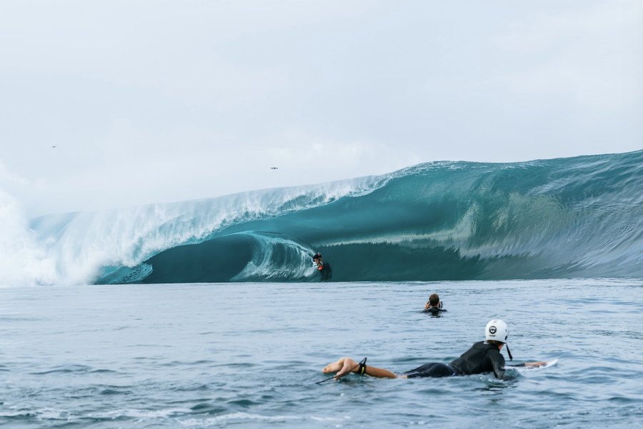 Lexus Tahiti Pro 2025 arranca esta quarta-feira em condições épicas