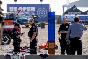 A polícia reuniu-se após o incidente na tarde de sábado, 25 de setembro de 2021 em Huntington Beach, disseram as autoridades. (Foto de Mindy Schauer, Orange County Register / SCNG)