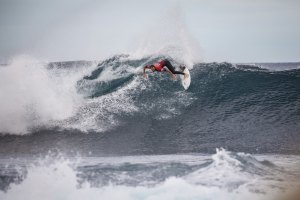 Frederico Morais começa com o pé direito a sua participação na 4ª e ultima prova do calendário Australiano do Championship Tour 2021prova 