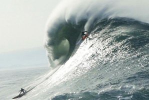 A PREPARAÇÃO DE LUCAS CHUMBO PARA AS ONDAS DA NAZARÉ