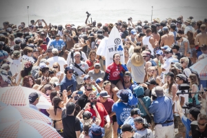 Johanne Defay celebra triunfo inédito no US Open