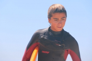 Salvador Couto destaca-se no Surf Junior português