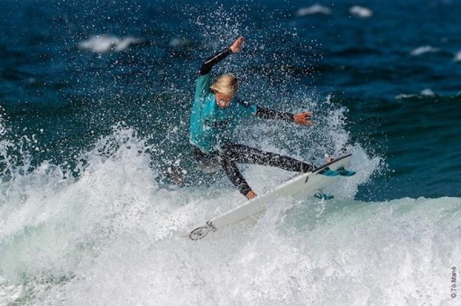 Jovens talentos do surf voltam às competições nas Praias do Porto e Matosinhos