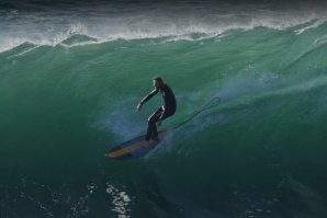 Uma surfada solitária em Deadmans