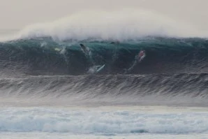 “Volcanic Garden”: sólida ondulação atlântica permite imagens inéditas nas Canárias