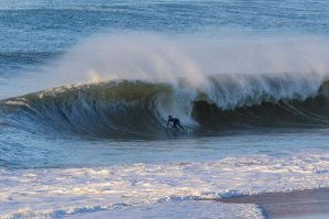 Surfada épica em Hossegor com Kauli Vaast, Jeremy Flores, Miky Picon, Marc Lacomare, entre outros