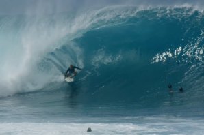 O incrível surf em câmera lenta de Kelly Slater, John John Florence e companhia em Pipeline