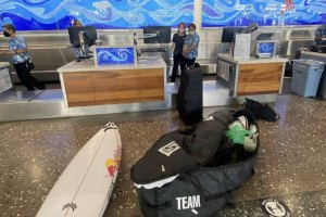 A foto da capa e pranchas de Eli Hanneman