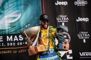 ITALO FERREIRA É O CAMPEÃO MUNDIAL DE SURF 2019