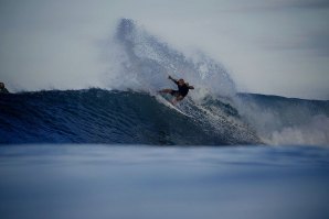 Kelly Slater testou o palco das finais do CT no dia da América - 4 de Julho