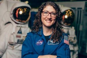 ASTRONAUTA AMERICANA DIZ TER DESEJO DE SURFAR