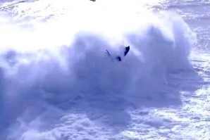 O MOMENTO DA QUEDA DE ALEX BOTELHO E HUGO VAU