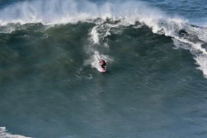 Ano novo no Canhão da Nazaré