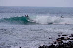 Uma sessão de surf num secret Madeirense