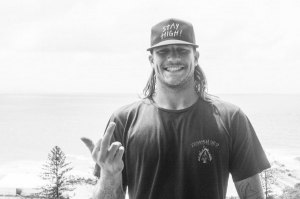 Mikey Wright a entrar na guerra da evolução.