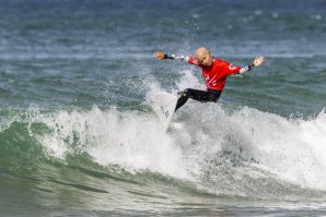 A nova geração do Surf Nacional regressou cheia de energia à Caparica