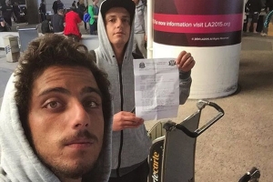 FILIPE TOLEDO ASSALTADO EM PLENO AEROPORTO