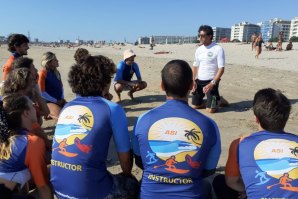 Inscrições abertas para as últimas turmas do ano nos Cursos de Treinadores de Surfing Grau I e Surf Grau II