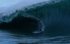 Mahati Drollet fala sobre a onda histórica porque esperou 9 horas para surfar em Teahupoo