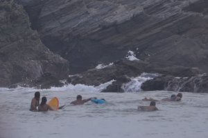 JACOB ‘ZEKE’ SZEKELY É AGREDIDO DENTRO DE ÁGUA NO MÉXICO