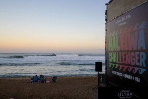 Haleiwa Challenger recomeçou - Ondas com bom tamanho em Haleiwa