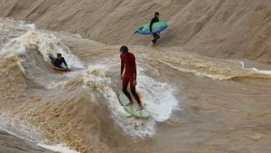 Sessão Única no Rio que desagua na Praia de São Lourenço, Assiste Agora ao Vídeo Completo!