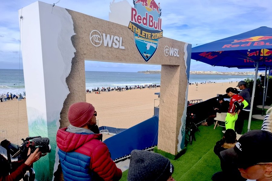 MEO Rip Curl Pro Portugal está ON! Teresa Bonvalot abre a competição esta terça-feira em Supertubos