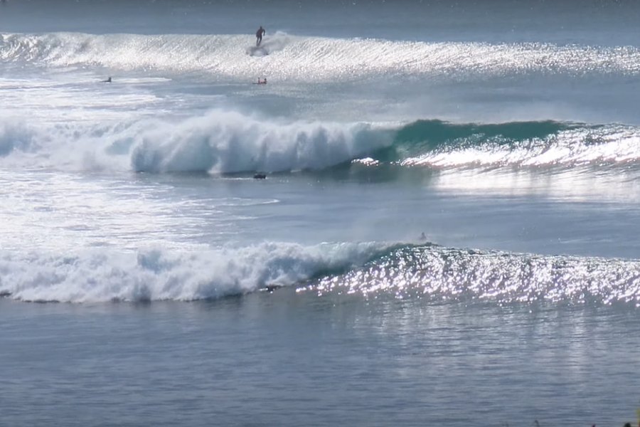 Uma surfada em Impossibles e Bingin, Bali, num dia em que Dezembro parecia Agosto