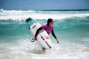 Teresa Bonvalot eliminada nas meias-finais do Corona Saquarema Pro