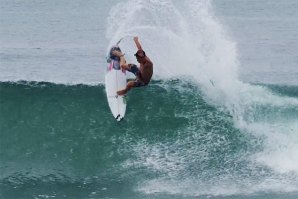 Griffin Colapinto e as sessões de verão em Trestles