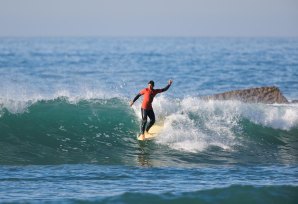 Francisco Freitas brilha com nota 9,00 no Estoril Surf Festival