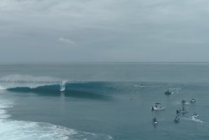 SESSÃO DE SURF EM TEAHUPOO PERFEITO - JUNHO 2020