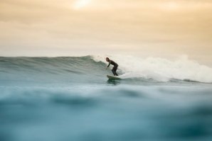 O programa de vistos de Portugal pode ter impactos de longo alcance nos surfistas locais. 